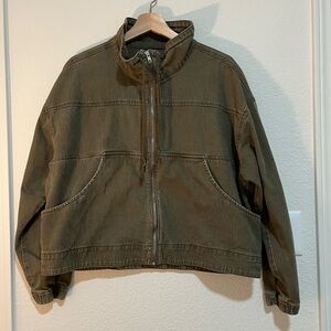 RVCA women’s Skyway - Woven Jacket in army green size large